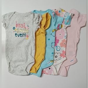 5 x Onesies 0-3M